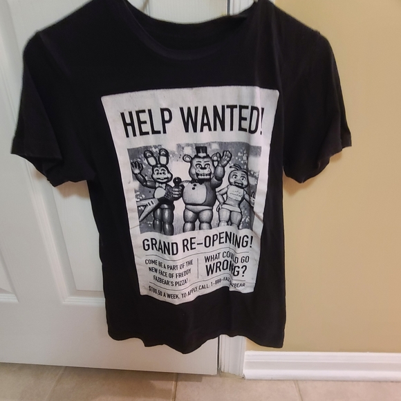 Fnaf lot(4 t-shirts) - Picture 3 of 8